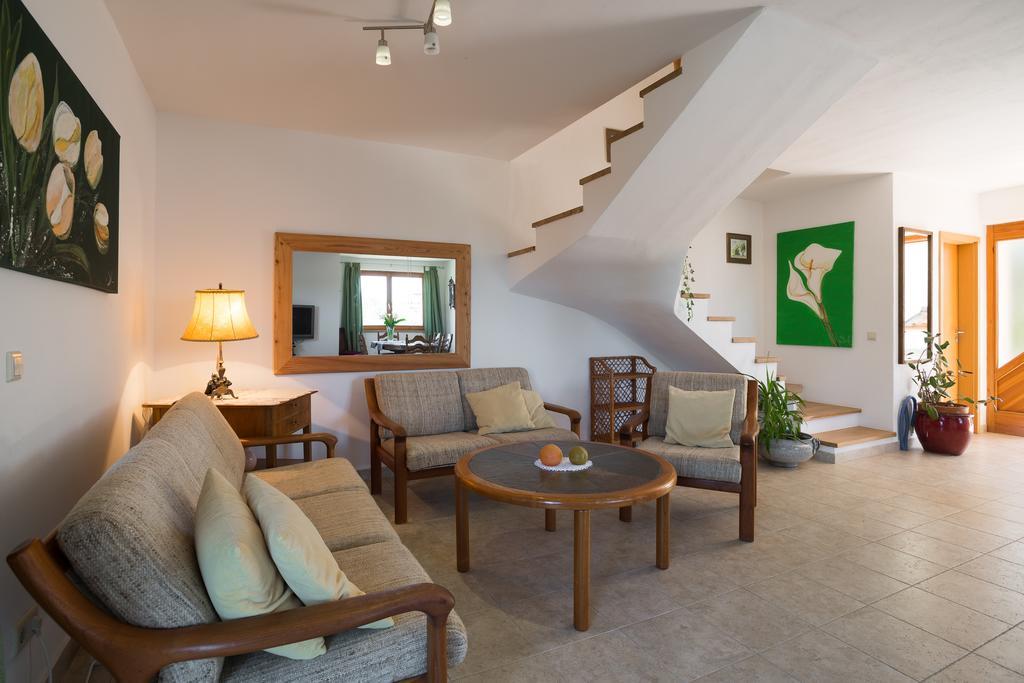 Apartments Tamara Ровинско село Екстериор снимка